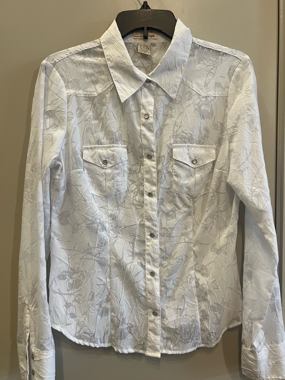 Refuge White Collared Snap Buttons Shirt